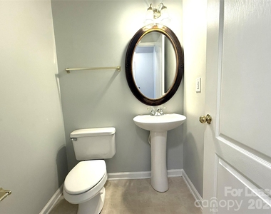 16727 Macanthra Drive - Photo Thumbnail 18