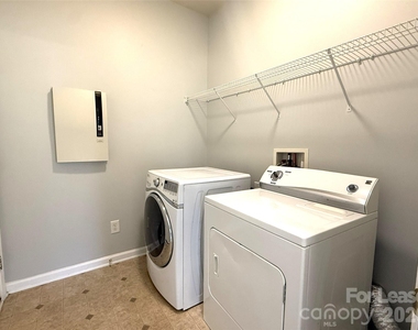 16727 Macanthra Drive - Photo Thumbnail 19