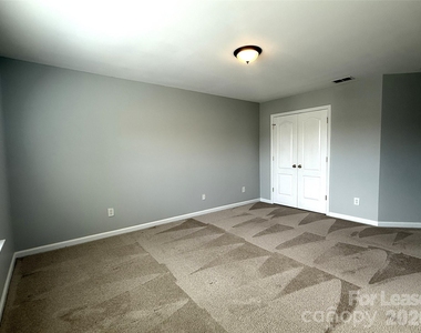 16727 Macanthra Drive - Photo Thumbnail 38