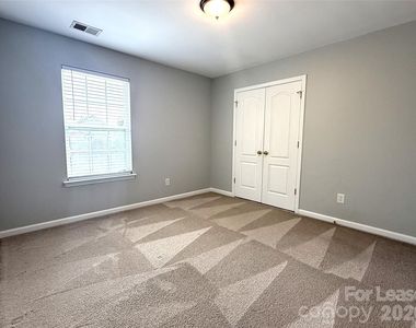 16727 Macanthra Drive - Photo Thumbnail 33