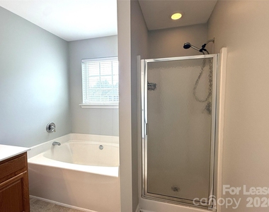 16727 Macanthra Drive - Photo Thumbnail 26
