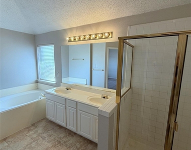 2617 Ash Creek - Photo Thumbnail 9