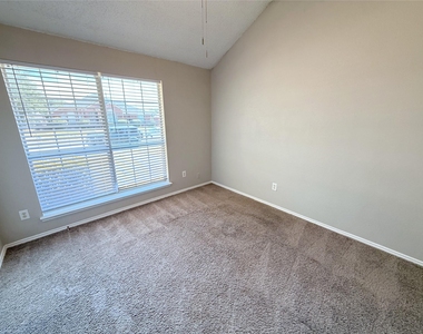 2617 Ash Creek - Photo Thumbnail 5