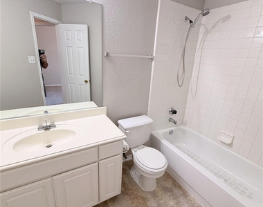 2617 Ash Creek - Photo Thumbnail 4