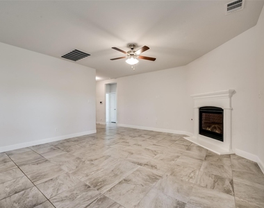 1211 Freestone Drive - Photo Thumbnail 19