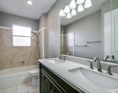 933 Meadow Mead Drive - Photo Thumbnail 13