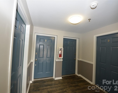 1649 Arlyn Circle - Photo Thumbnail 2