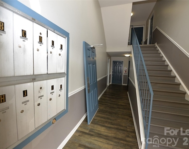 1649 Arlyn Circle - Photo Thumbnail 1