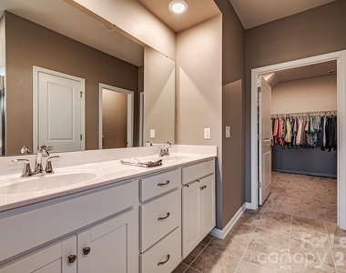 10109 Wesleyan Hall Drive - Photo Thumbnail 23