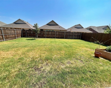 432 Holt Lane - Photo Thumbnail 26