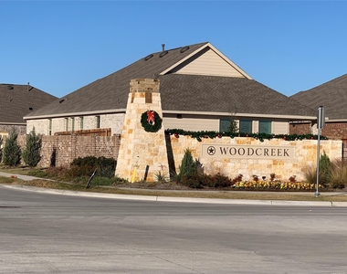 432 Holt Lane - Photo Thumbnail 1