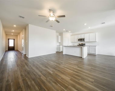 432 Holt Lane - Photo Thumbnail 2