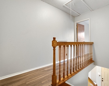 7044 Crosstimbers Lane - Photo Thumbnail 18