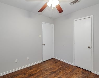 636 Ozark Avenue - Photo Thumbnail 24