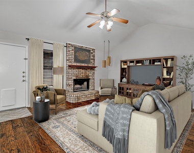 636 Ozark Avenue - Photo Thumbnail 3