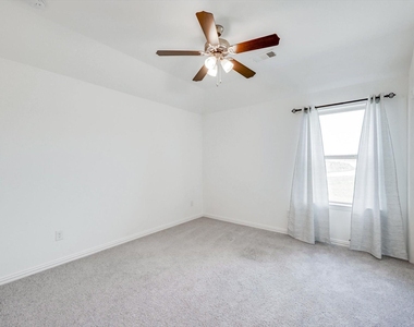 3917 Morel Drive - Photo Thumbnail 20