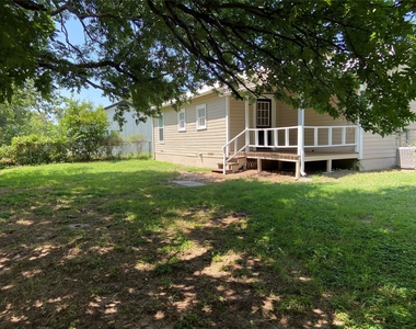 506 N Lamar Street - Photo Thumbnail 12