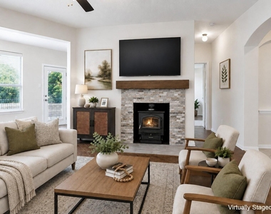1906 Pecan Grove Drive - Photo Thumbnail 5