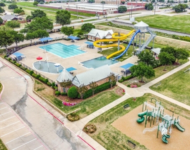 534 Windward Drive - Photo Thumbnail 19