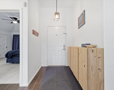 1614 Sunswept Terrace - Photo Thumbnail 1