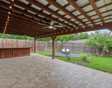 1614 Sunswept Terrace - Photo Thumbnail 10