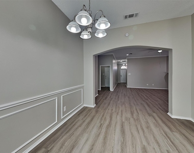 8908 Saranac Trail - Photo Thumbnail 5