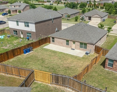 3083 Chillingham Drive - Photo Thumbnail 24