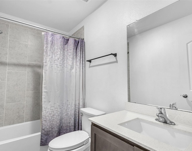 3083 Chillingham Drive - Photo Thumbnail 22