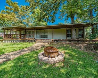 102 Northwood Place - Photo Thumbnail 20