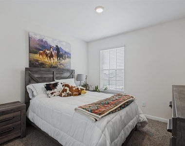 1601 Grand Villa Street - Photo Thumbnail 19