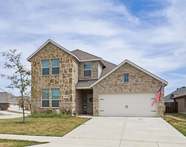 1601 Grand Villa Street - Photo Thumbnail 1