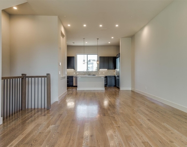 101 Decker Drive - Photo Thumbnail 11
