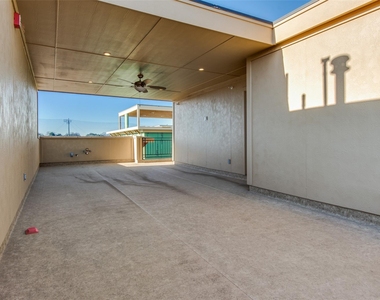 101 Decker Drive - Photo Thumbnail 18