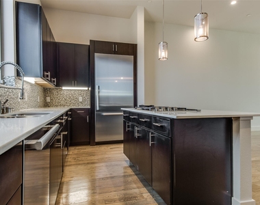 101 Decker Drive - Photo Thumbnail 9