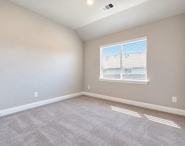 600 Nolan Lane - Photo Thumbnail 25