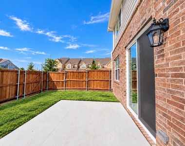 600 Nolan Lane - Photo Thumbnail 29