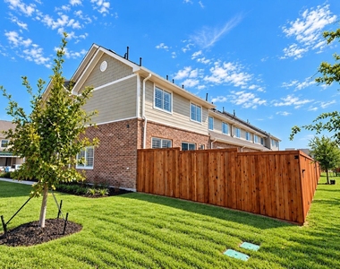 600 Nolan Lane - Photo Thumbnail 31