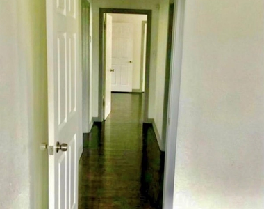 1720 Grand Avenue - Photo Thumbnail 3