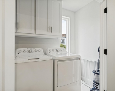 3200 Ross Avenue - Photo Thumbnail 22