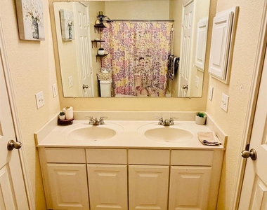 717 Beau Drive - Photo Thumbnail 14