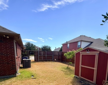 717 Beau Drive - Photo Thumbnail 17