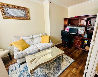 717 Beau Drive - Photo Thumbnail 11