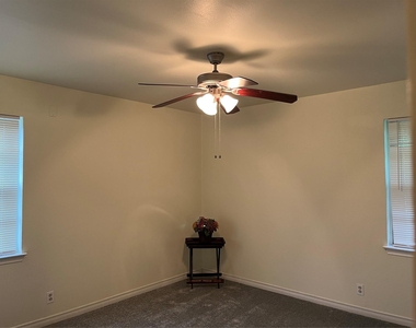 13515 Charcoal Lane - Photo Thumbnail 9