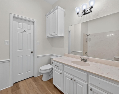 4125-4127 Spring Meadow Lane - Photo Thumbnail 18