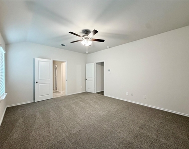 412 Saddle Blanket Drive - Photo Thumbnail 26