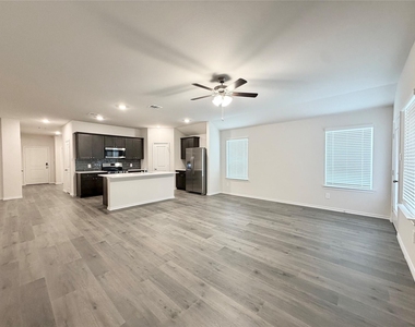 412 Saddle Blanket Drive - Photo Thumbnail 22