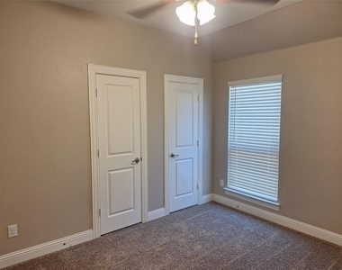 11325 Cobalt Drive - Photo Thumbnail 3