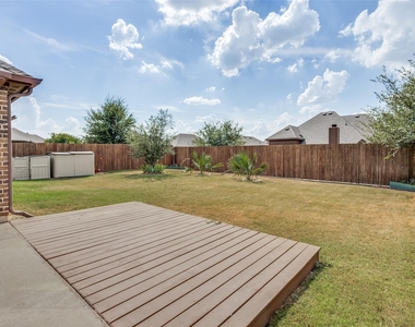 1976 Mercer Lane - Photo Thumbnail 25