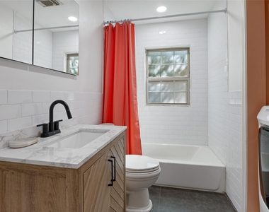 2219 Carnes Street - Photo Thumbnail 12
