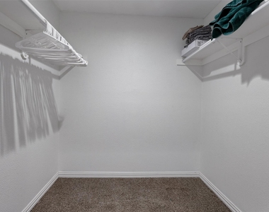 2219 Carnes Street - Photo Thumbnail 10